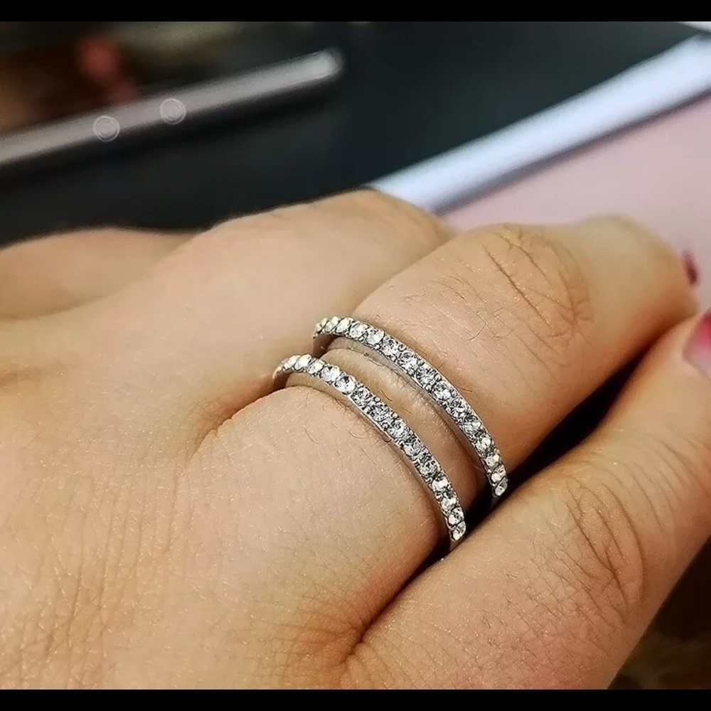 Silver ring - Picture 2 of 3
